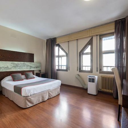 Oyo Hotel Francabel Cuenca  Kültér fotó